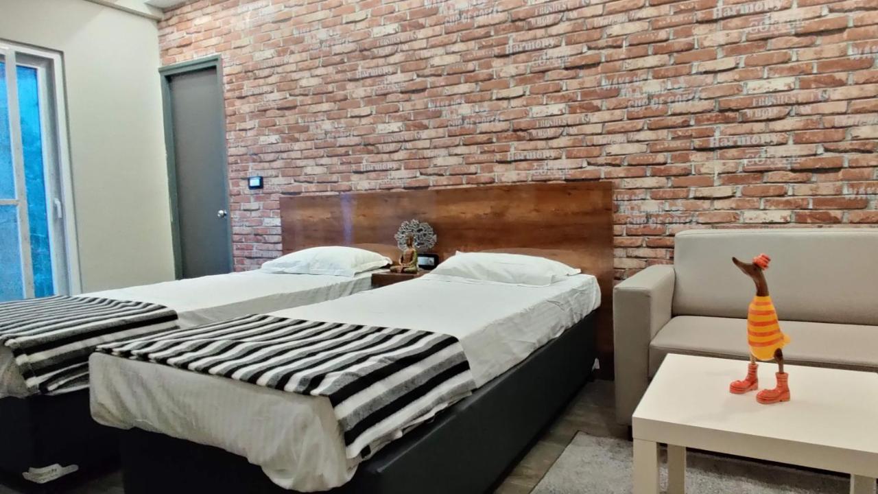 Restel Studio Flats Haïdarabad Extérieur photo